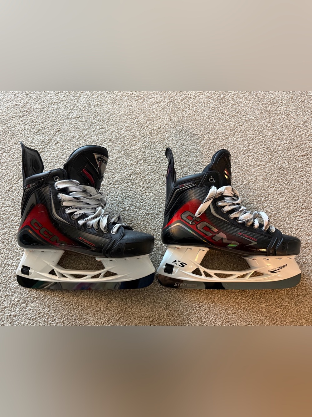 CCM JetSpeed FT8 2025 Pro Hockey Skates Wide Width 10.5